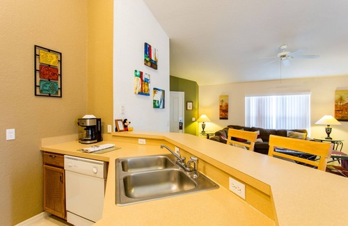 Loughman Villa | Town Center Reserve - Superior Disney Villa with Lake View, free WiFI & Netflix