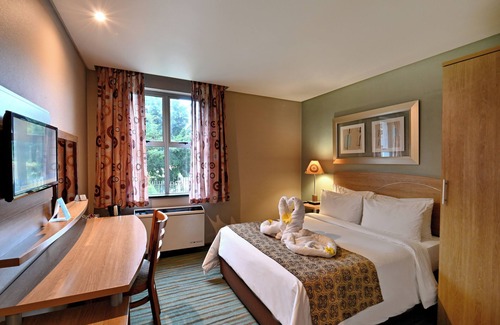 Constantia Kloof Hotel | Town Lodge Roodepoort