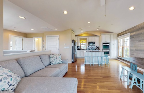 Fenwick Island House | Town of Fenwick island home on the water with dock & central A/C - dogs OK