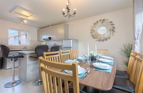 Galway City Centre House | Town Square Townhouse - Best Location