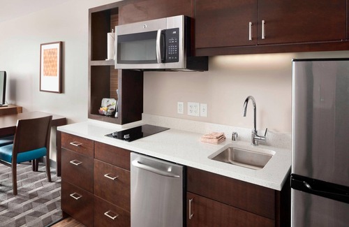 Buechel Hotel | TownePlace Suites by Marriott Louisville Northeast