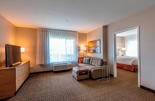 Beaumont Residential Hotel | TownePlace Suites by Marriott Lexington Keeneland/Airport