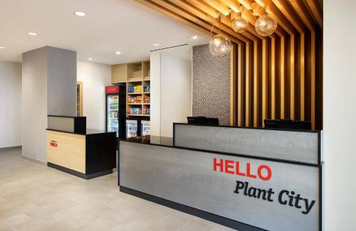 Plant City Hotel | TownePlace Suites by Marriott Plant City