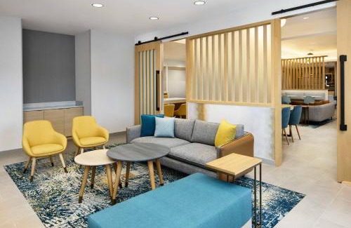 Plant City Hotel | TownePlace Suites by Marriott Plant City