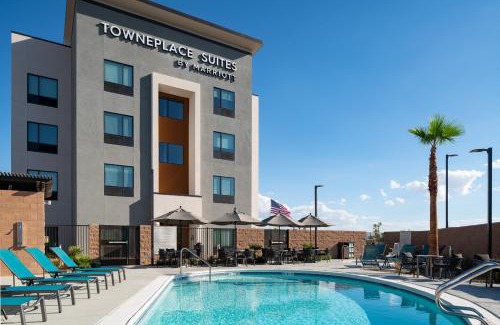 Las Vegas Hotel | TownePlace Suites by Marriott Las Vegas North I-15