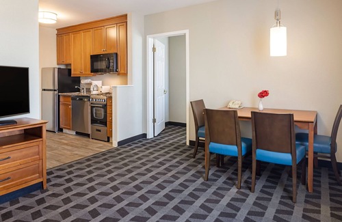 Sunnyvale West Hotel | TownePlace Suites by Marriott Sunnyvale Silicon Valley