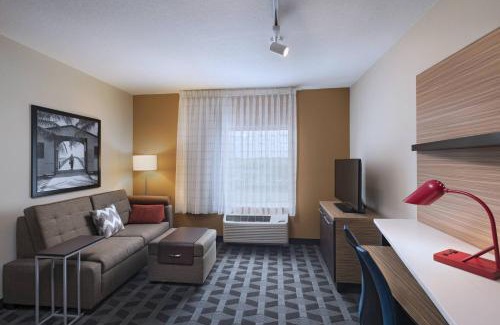 Naples Hotel | TownePlace Suites by Marriott Naples