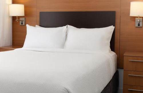 Erie Hotel | TownePlace Suites by Marriott Erie