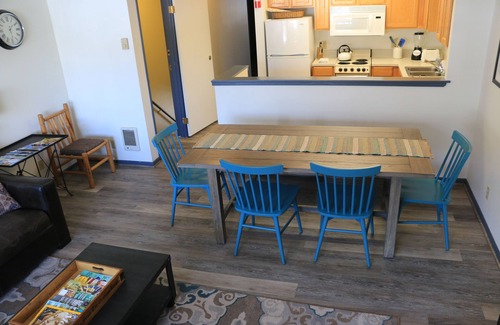 Jackson House | Townhome near downtown Jackson at Snow King Resort, Hike, Ski, Shop, Dine nearby