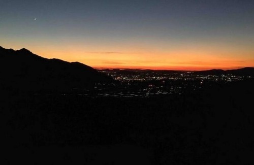 Glenwood Grove - North Iris House | Townhome & Pool - special long term rates