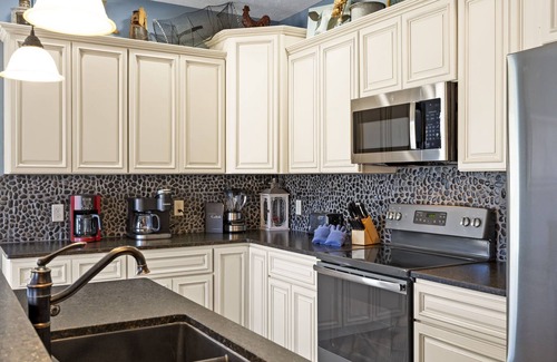 Branson House | Townhome w Lake Access Free Branson Attraction Tickets Steps From Volleyball Playground & More