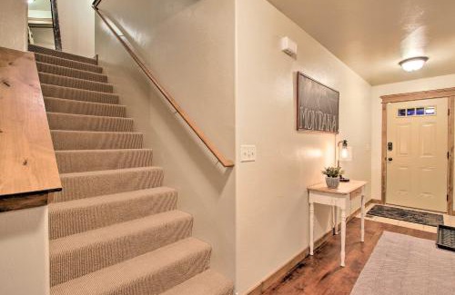 Four Corners House | Townhome with Private Hot Tub, 8 Mi to Downtown