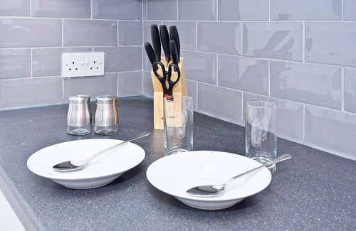 Stoke-on-Trent House | Townhouse @ 543 London Road Stoke