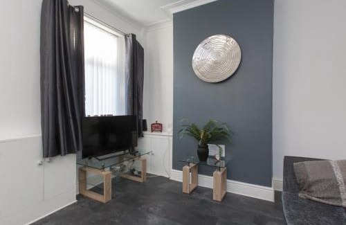 Crewe House | Townhouse @ 83 Edleston Road Crewe