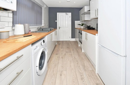 Stoke-on-Trent House | Townhouse @ Bucknall New Road Stoke