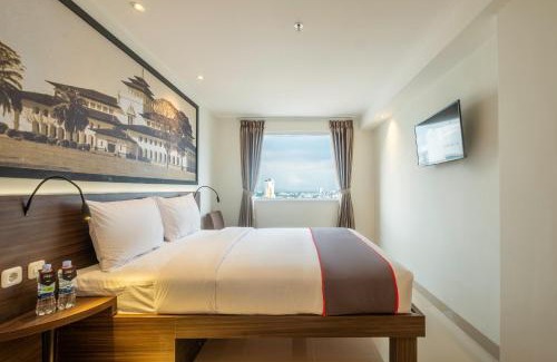 Astana Anyar Hotel | Townhouse Oak Pasar Baru Heritage