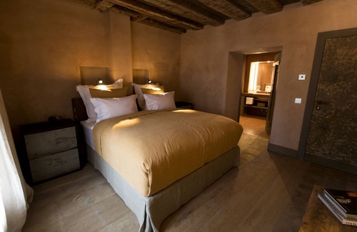 Altstadt Hotel | Townhouse Weisses Kreuz