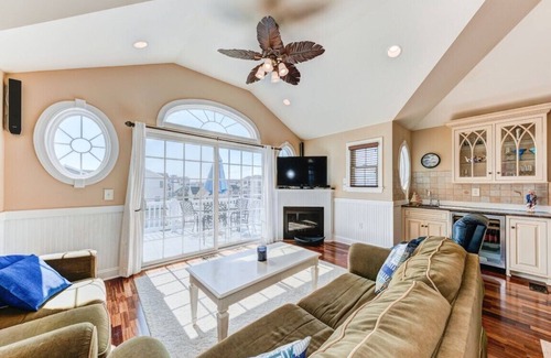 Townsend's Inlet House | Townsends Inlet Beachblock - 9 unit private community with a shared POOL!