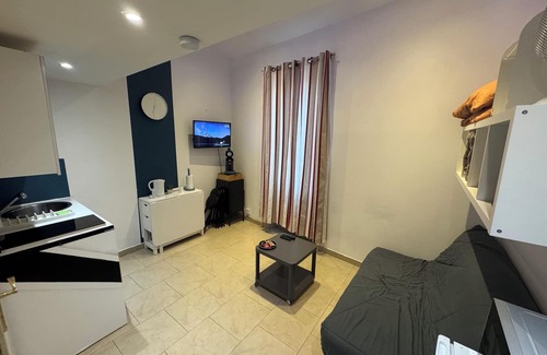 Sainte-Marguerite Apartment | Très Beau Studio 9eme Proche Stade de Foot