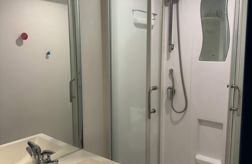 Sainte-Marguerite Apartment | Très Beau Studio 9eme Proche Stade de Foot