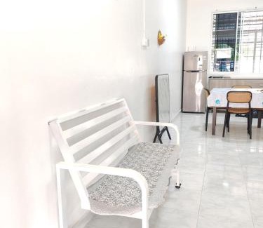 Sandakan House | Tracy Homestay Tmn Indah Jaya