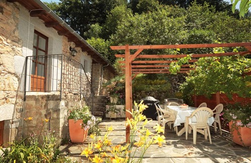 Florentin-la-Capelle House | Traditional French country home with panoramic views over la Vallee du Lot