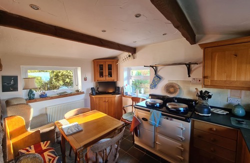 Lower Boscaswell Cottage | Traditional Cornish Stone Cottage with stunning views of the Atlantic