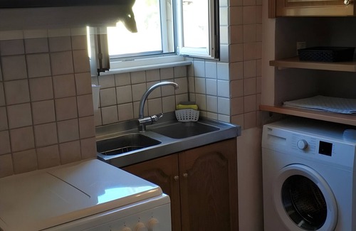 Kalata House | Traditional Country House with Shared Terrace, Wi-Fi and Air Conditioning