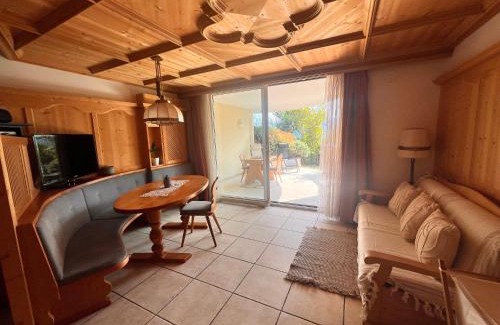 Tirolo Apartment | Traditional Cozy Apartment