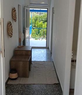 Katarraktis House | Traditional Grandma's house