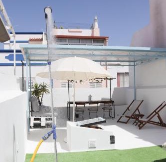 Olhao House | Traditional Home & Private Rooftop Olhão