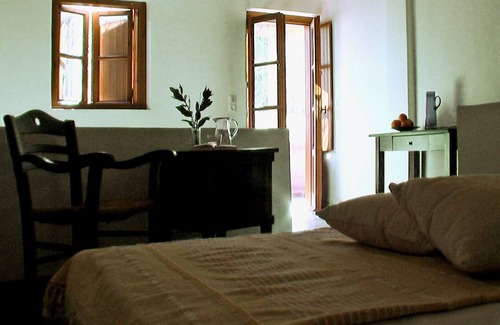 Faistos Cottage | TRADITIONAL LOFT STYLE STONE HOUSE WITH CARACTER