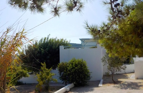 Apollonia House | Traditional seaside house