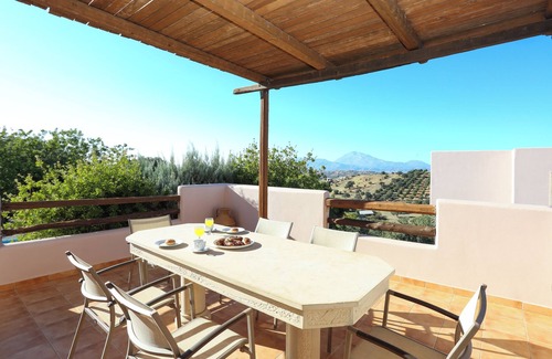 Faistos Villa | Traditional villa in a serene environment with amazing sea view in Listaros