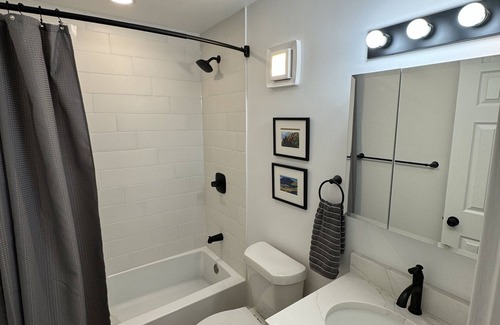 Mapleton Hill Condo | Trails, privacy and proximity; downtown condo