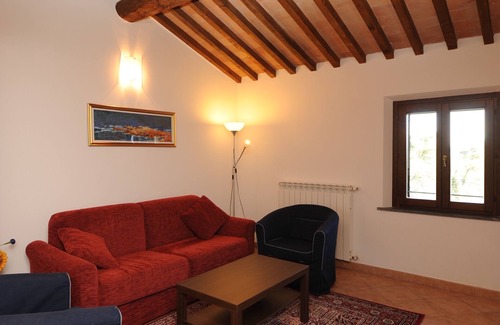 Palaia Apartment | TRamontana Apartment