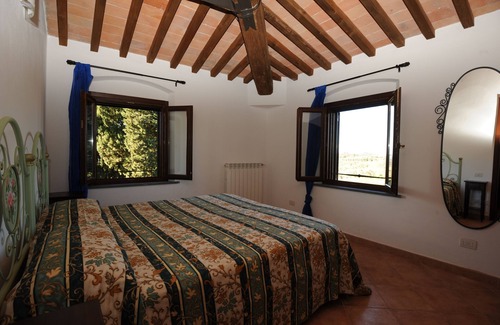 Palaia Apartment | TRamontana Apartment