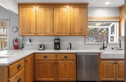 Tahoe Village House | Tramway Chalet | Free Heavenly Shuttle!