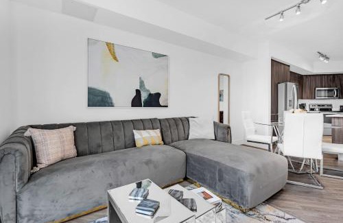 Doral Apartment | Tranquil 1 Bed Escape in Doral With Free Parking
