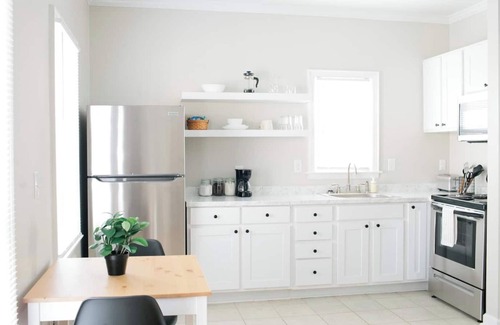 Montgomery Apartment | Tranquil 1BR Gem Peaceful Cottage Hill