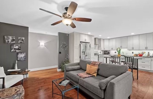 Ballwin House | Tranquil 2-bedroom house -STL County