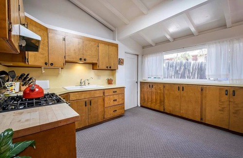 Mission Canyon Cabin | Tranquil 3 bedroom 2 bath house with Central AC