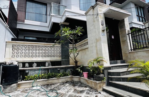 Kerobokan Villa | Tranquil 3 bedrooms villa with swimming pool in Bali