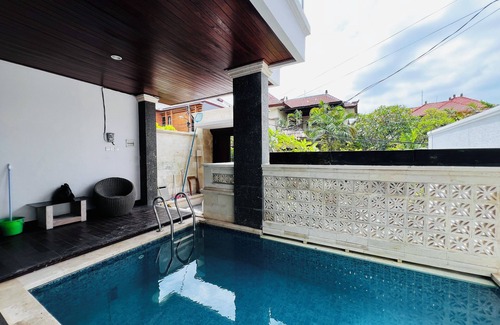 Kerobokan Villa | Tranquil 3 bedrooms villa with swimming pool in Bali