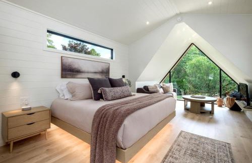 Balsam Grove Ski Chalet | Tranquil A-Frame Oasis near Pisgah National Forest in North Carolina