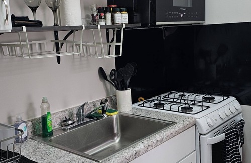 Minneapolis Apartment | Tranquil corporate Rental in lovely Minneapolis with WiFi