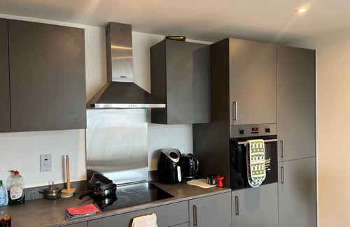 Dartford Apartment | Tranquil Dartford Apartment Retreat