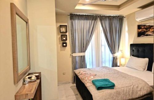 Islamabad Apartment | Tranquil & Delightful 1 Bed Apt In Bahria Town
