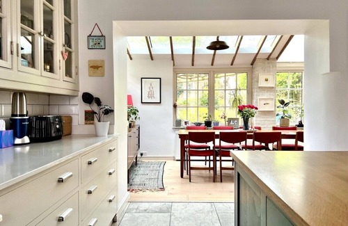 Frome House | Tranquil Family Home - Frome
