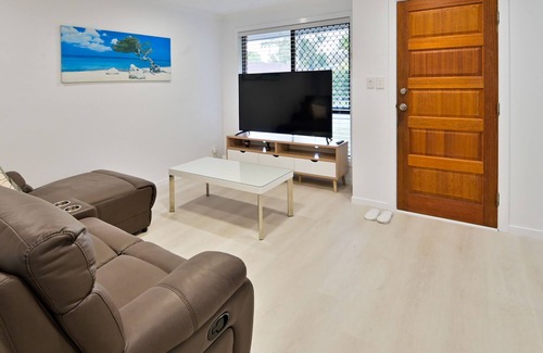 Labrador Villa | Tranquil Four Bed Room Family Villa Labrador